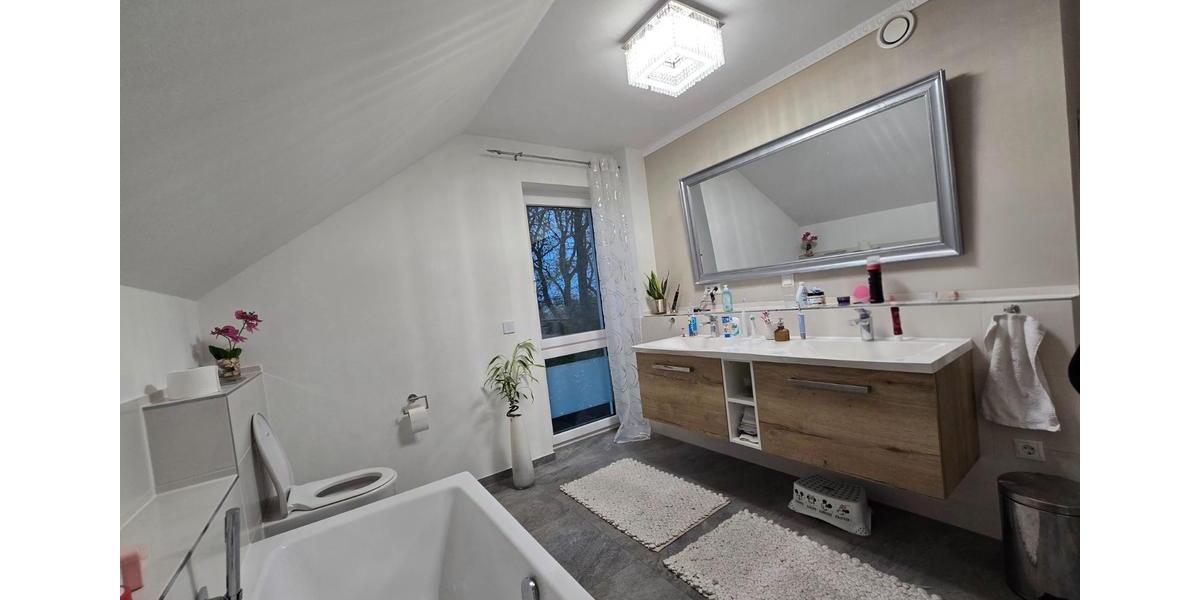 Einfamilienhaus Bremerhaven Schiffdorferdamm - 5 Zimmer, 163 m&sup2;, 699.000&euro; | Angebot:26385008