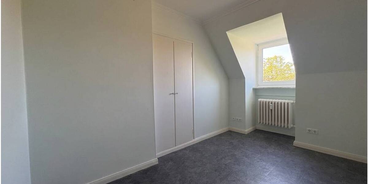 Etagenwohnung Bremerhaven Geestemünde - 3 Zimmer, 96 m&sup2;, 165.000&euro; | Angebot:26471198