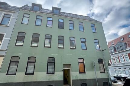 Haus Bremerhaven - 20 Zimmer, 440 m&sup2;, 450.000&euro; | Angebot:25924425