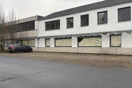 Großzügige Büro- und Lagerflächen in Zentrumsnähe von Nordenham zimmer