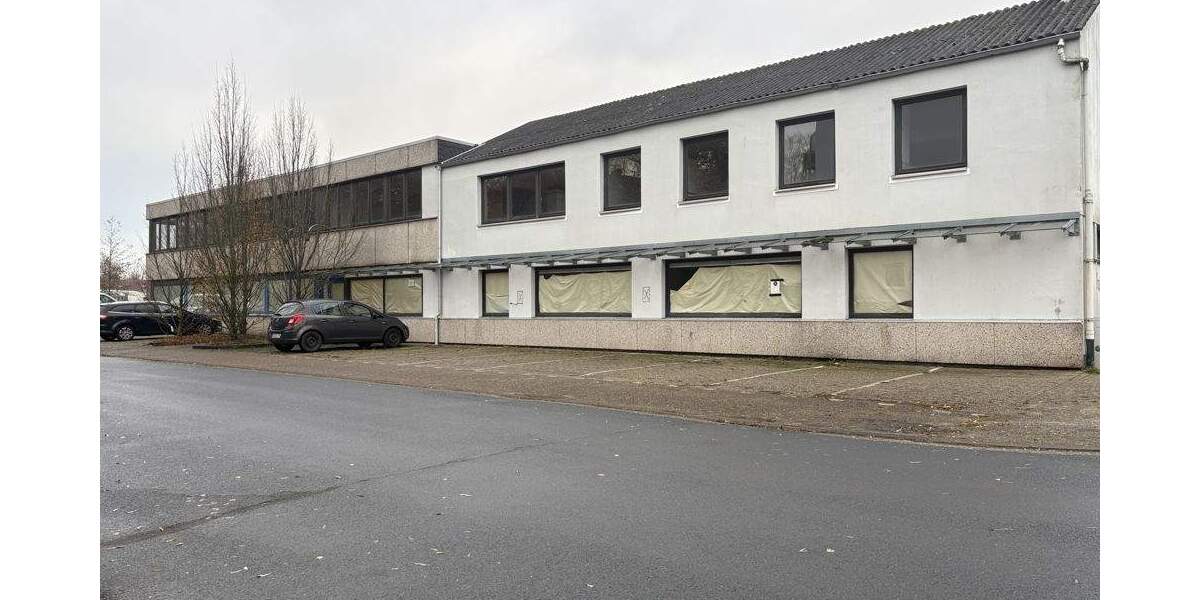 Großzügige Büro- und Lagerflächen in Zentrumsnähe von Nordenham zimmer