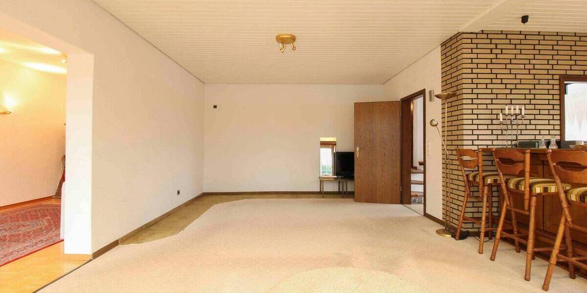 Einfamilienhaus Bremerhaven Leherheide - 8 Zimmer, 264 m&sup2;, 299.990&euro; | Angebot:25970440