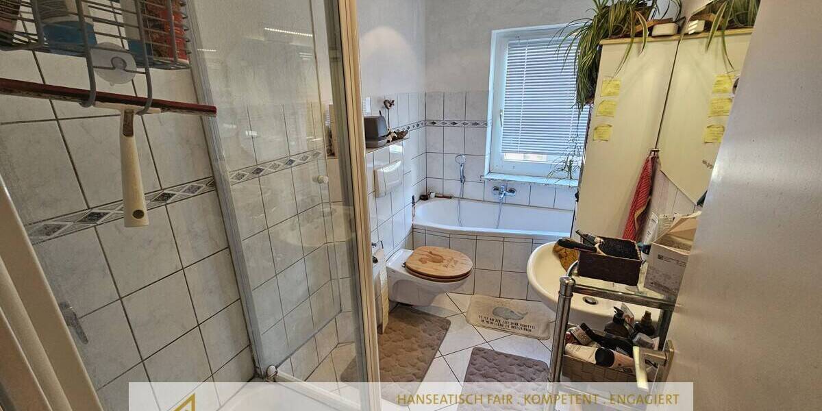 Etagenwohnung Bremerhaven Lehe - 3 Zimmer, 84 m&sup2;, 98.000&euro; | Angebot:26107082