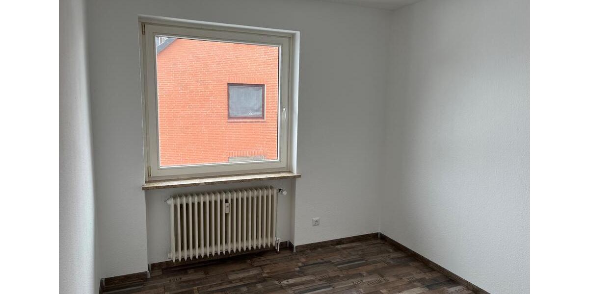 Etagenwohnung Loxstedt - 3 Zimmer, 84 m&sup2;, 580&euro; | Angebot:24744695