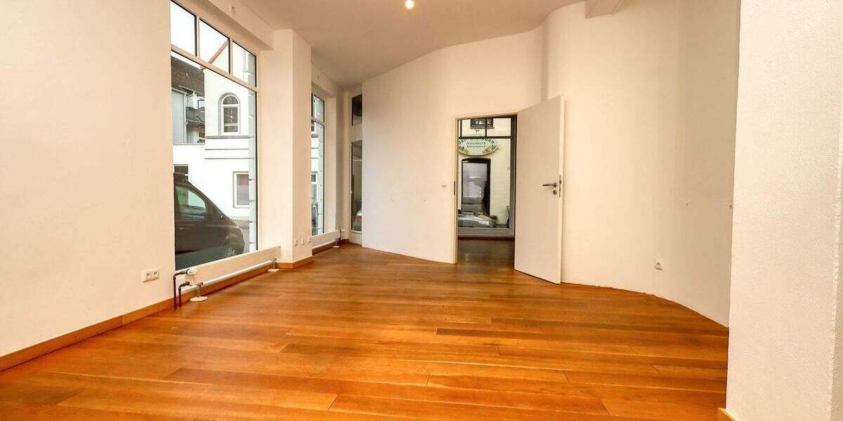 Gewerbeobjekt Bremerhaven Geestemünde - 5 Zimmer, 229.000&euro; | Angebot:25801952