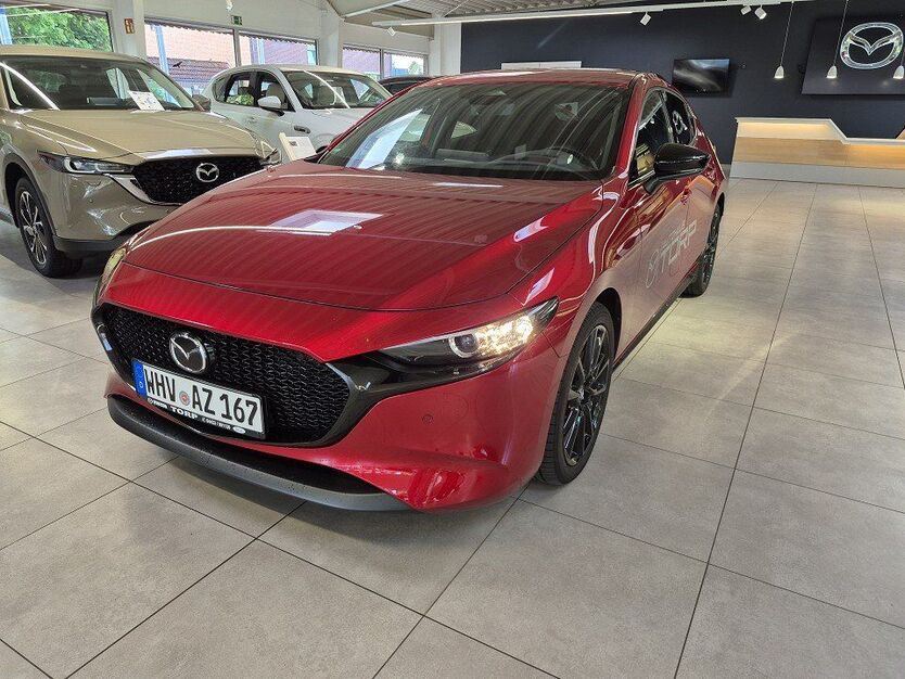 Mazda 3 13.780 km 24.990 € Wilhelmshaven 26388