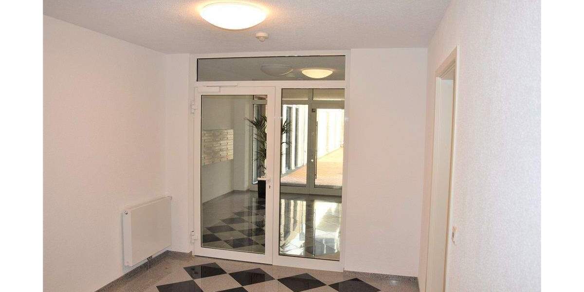 Etagenwohnung Bremerhaven Lehe - 2 Zimmer, 85 m&sup2;, 419.000&euro; | Angebot:25737100