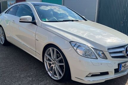 Mercedes-Benz E 250 120.000 km 12.000 &euro; Bremerhaven 27578