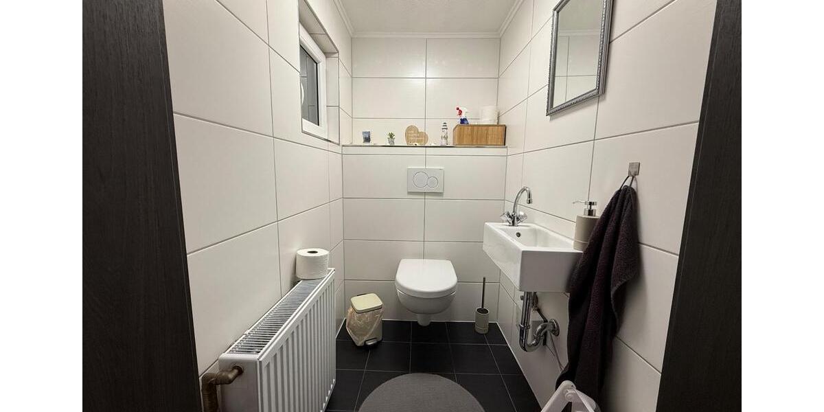 Doppelhaushälfte Nordenham - 5 Zimmer, 130 m&sup2;, 220.000&euro; | Angebot:25351763