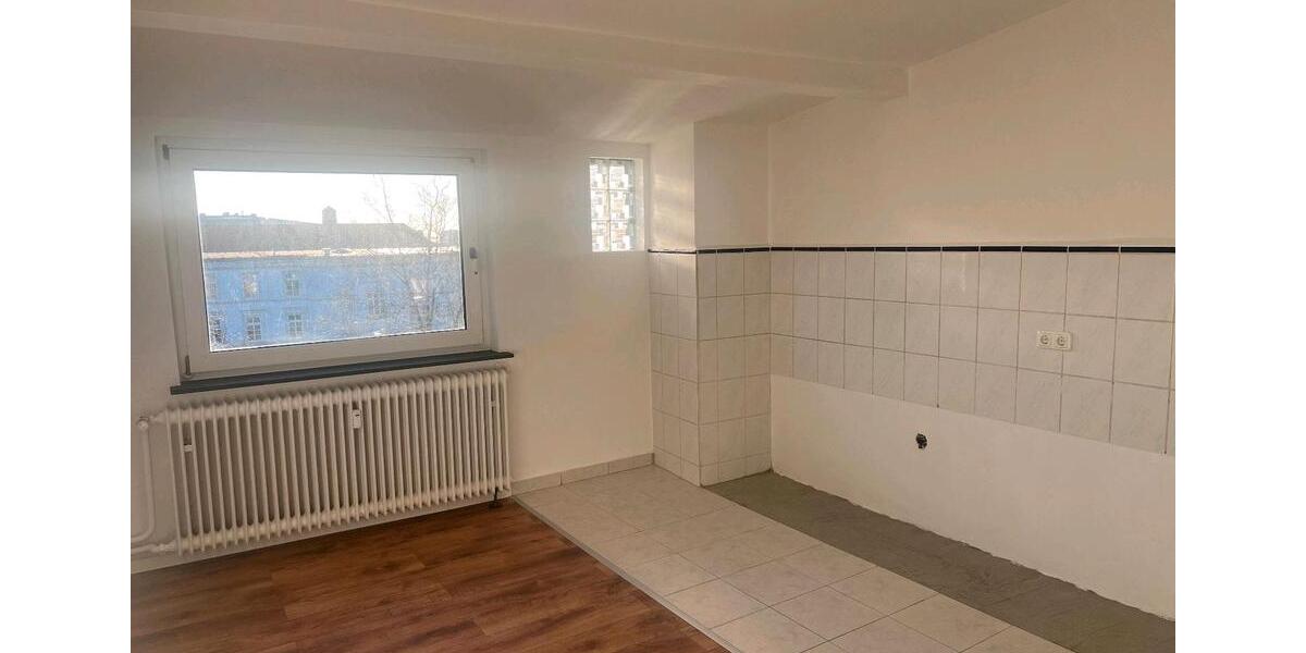 Etagenwohnung Wilhelmshaven Heppens - 4 Zimmer, 105 m&sup2;, 435&euro; | Angebot:25855656
