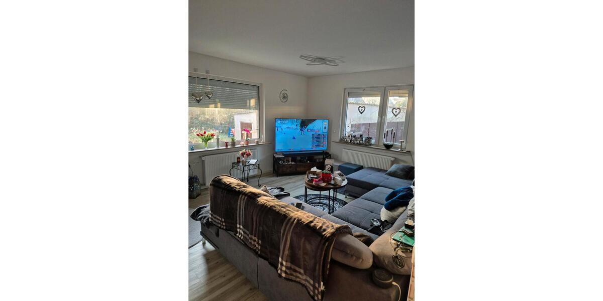 Erdgeschoßwohnung Bremerhaven Schiffdorferdamm - 3 Zimmer, 70 m&sup2;, 850&euro; | Angebot:25559046