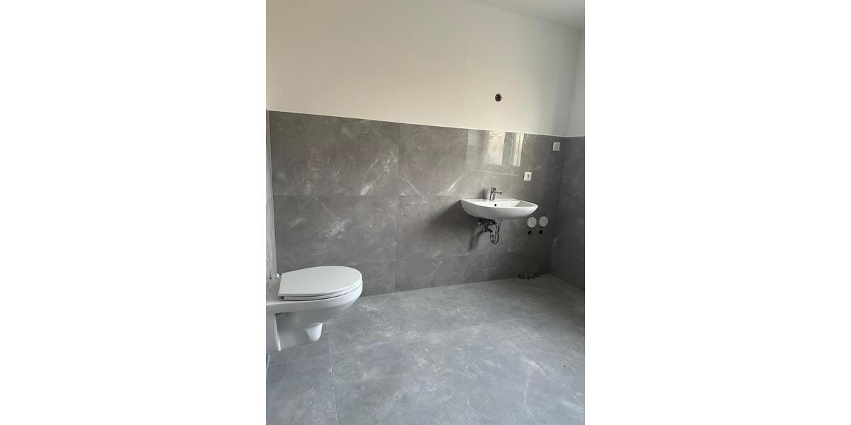 Dachgeschoßwohnung Loxstedt - 2.5 Zimmer, 94 m&sup2;, 1.100&euro; | Angebot:25012529