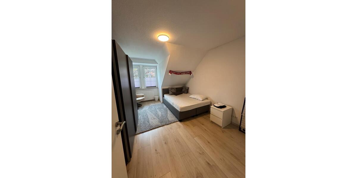 Dachgeschoßwohnung Hagen im Bremischen - 3 Zimmer, 75 m&sup2;, 660&euro; | Angebot:26670645