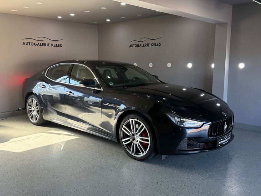 Maserati Ghibli 160.000 km 29.951 € Nordenham 26954