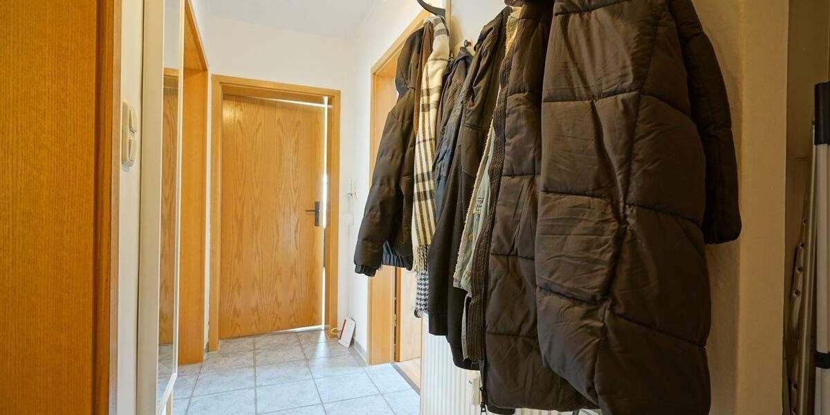 Etagenwohnung Geestland Langen - 4 Zimmer, 95 m&sup2;, 149.000&euro; | Angebot:25730361