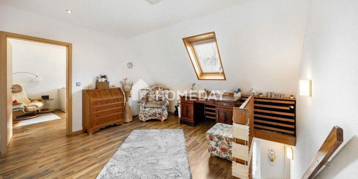 Reihenmittelhaus Bremerhaven Lehe - 7 Zimmer, 185 m&sup2;, 269.000&euro; | Angebot:25302951