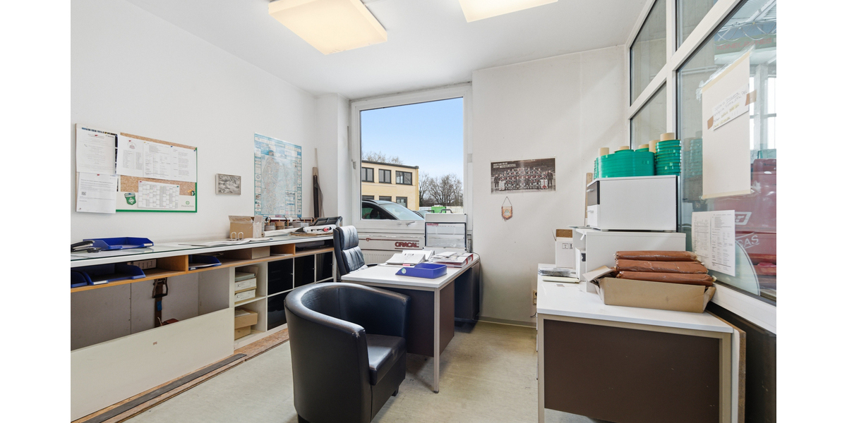 Büro, Whg., 7.222 m² Grdst., Bremerhaven-Lehe, Gew.-Imm. 3.565 m² + 820 m² Mezzanin - Gewerbeobjekt Bremerhaven | Angebot:27225061