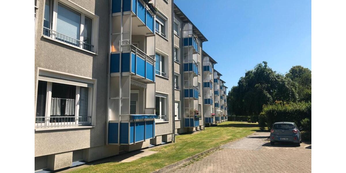 Hochparterre Bremerhaven Schiffdorferdamm - 3 Zimmer, 67 m&sup2;, 800&euro; | Angebot:26334862