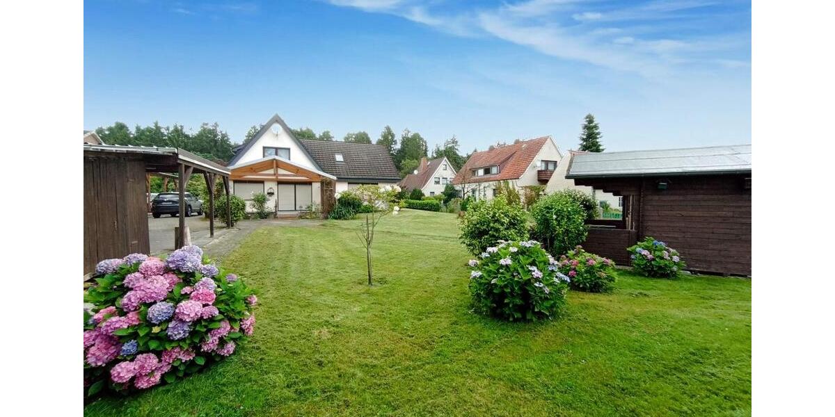 Modernisiertes EFH mit großem Grundstück, Glas-Terrasse & Sauna zimmer