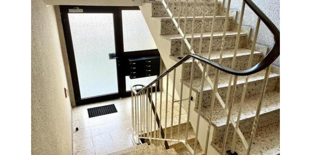 Etagenwohnung Bremerhaven Mitte - 2 Zimmer, 57 m&sup2;, 460&euro; | Angebot:24921131