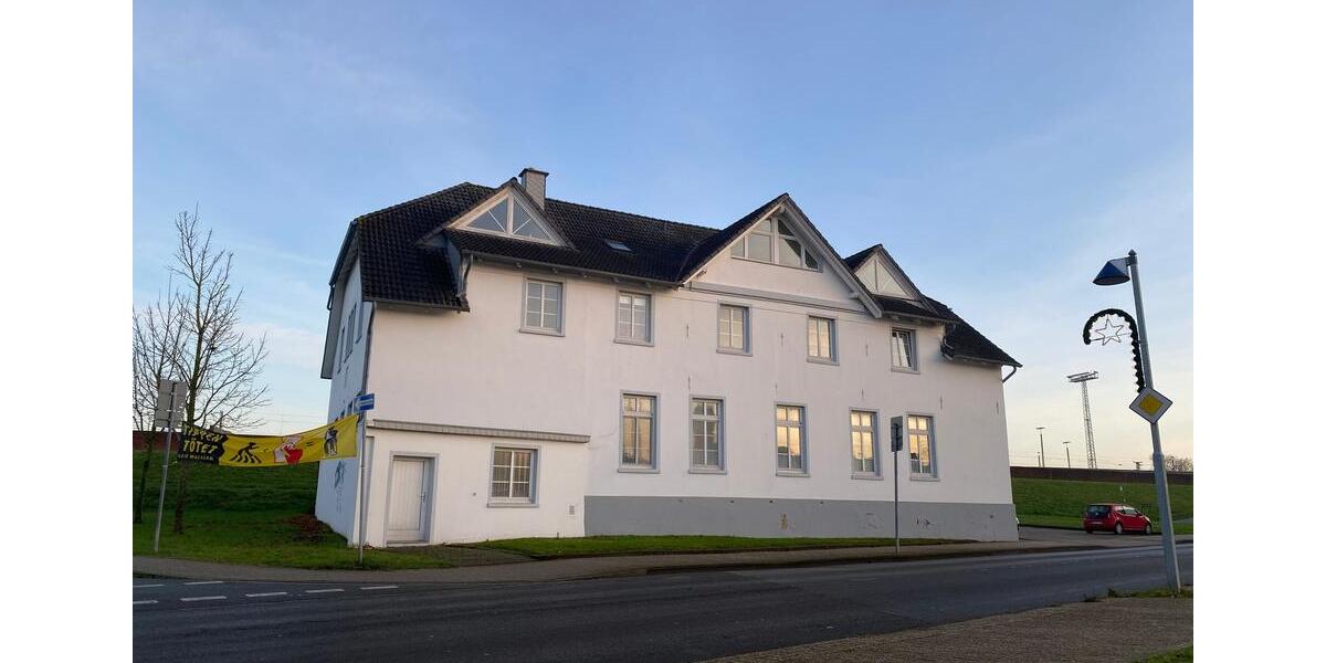 Etagenwohnung Nordenham - 2 Zimmer, 67 m&sup2;, 530&euro; | Angebot:26564233