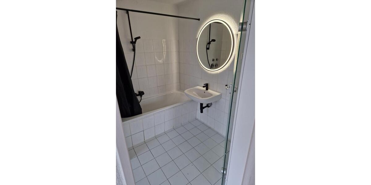 Surheide, Erdgeschoss 2 Zimmer mit neuer Küche, ab sofort frei 2 zimmer