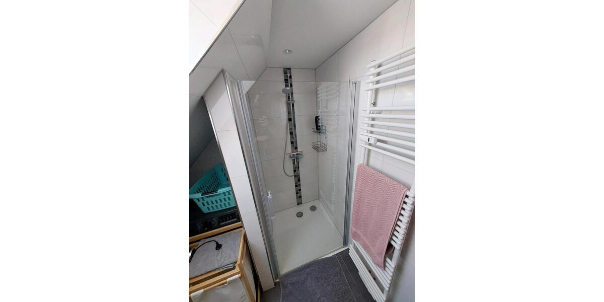 Dachgeschoßwohnung Nordenham - 2 Zimmer, 60 m&sup2;, 600&euro; | Angebot:26705854