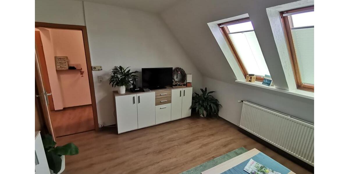 Dachgeschoßwohnung Wilhelmshaven Heppens - 2 Zimmer, 59 m&sup2;, 370&euro; | Angebot:26496724
