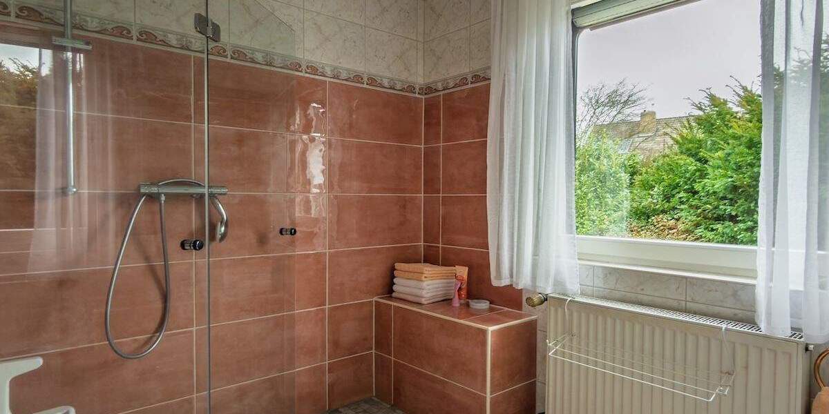 Bungalow Nordenham - 3 Zimmer, 96 m&sup2;, 284.500&euro; | Angebot:25742886