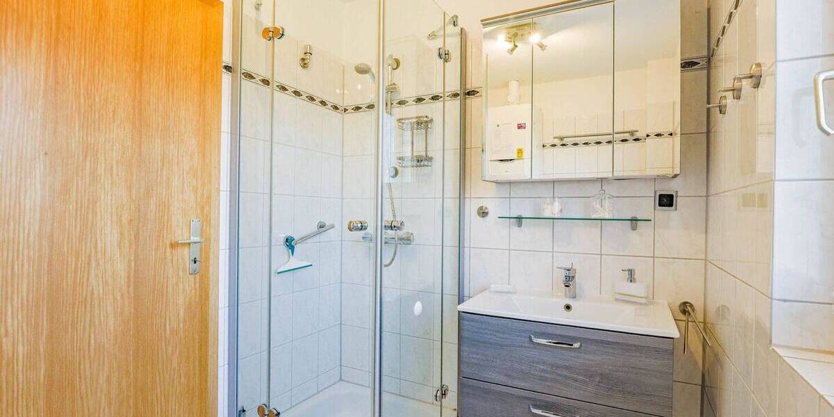 Mehrfamilienhaus, Wohnhaus Bad Bederkesa Bad Bederkesa - 4 Zimmer, 70 m&sup2;, 149.000&euro; | Angebot:25938471