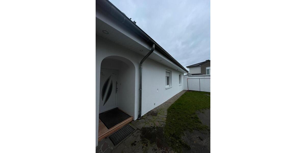 Einfamilienhaus Loxstedt - 12 Zimmer, 335 m&sup2;, 375.000&euro; | Angebot:27013662