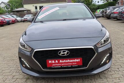 Hyundai i30 22.911 km 13.699 &euro; Geestland 27607