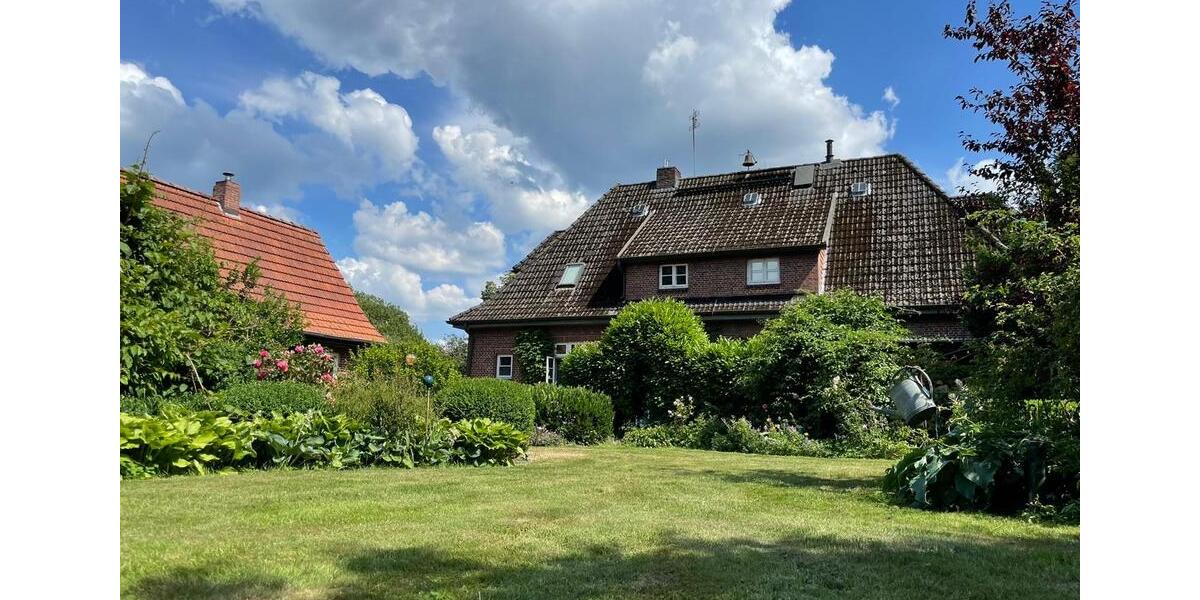 Einfamilienhaus Hagen im Bremischen - 9 Zimmer, 300 m&sup2;, 600.000&euro; | Angebot:26536539