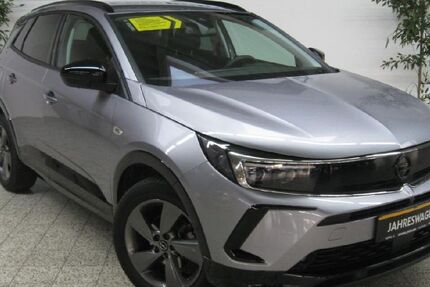 Opel Grandland (X) 13.350 km 25.900 &euro; Nordenham 26954