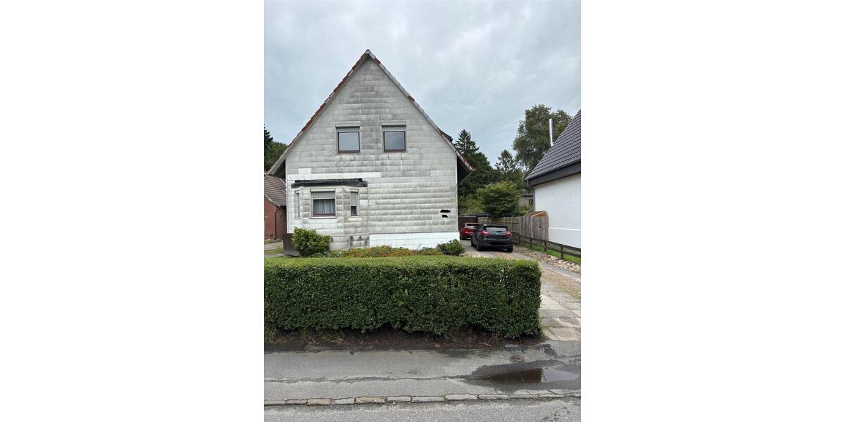 Einfamilienhaus Bremerhaven Lehe - 8 Zimmer, 140 m&sup2;, 160.000&euro; | Angebot:26764773