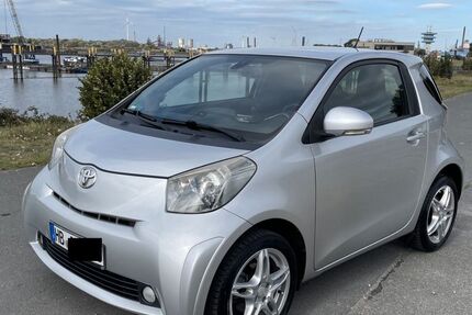 Toyota IQ 102.540 km 9.500 € Bremen 28197