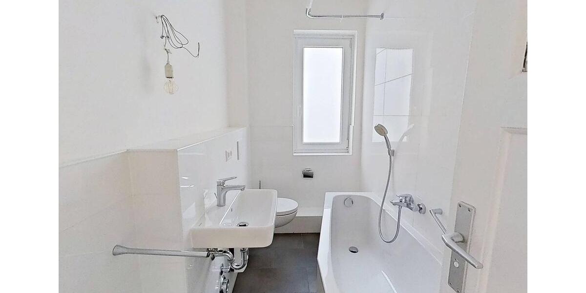 Etagenwohnung Nordenham - 3 Zimmer, 53 m&sup2;, 370&euro; | Angebot:26058514