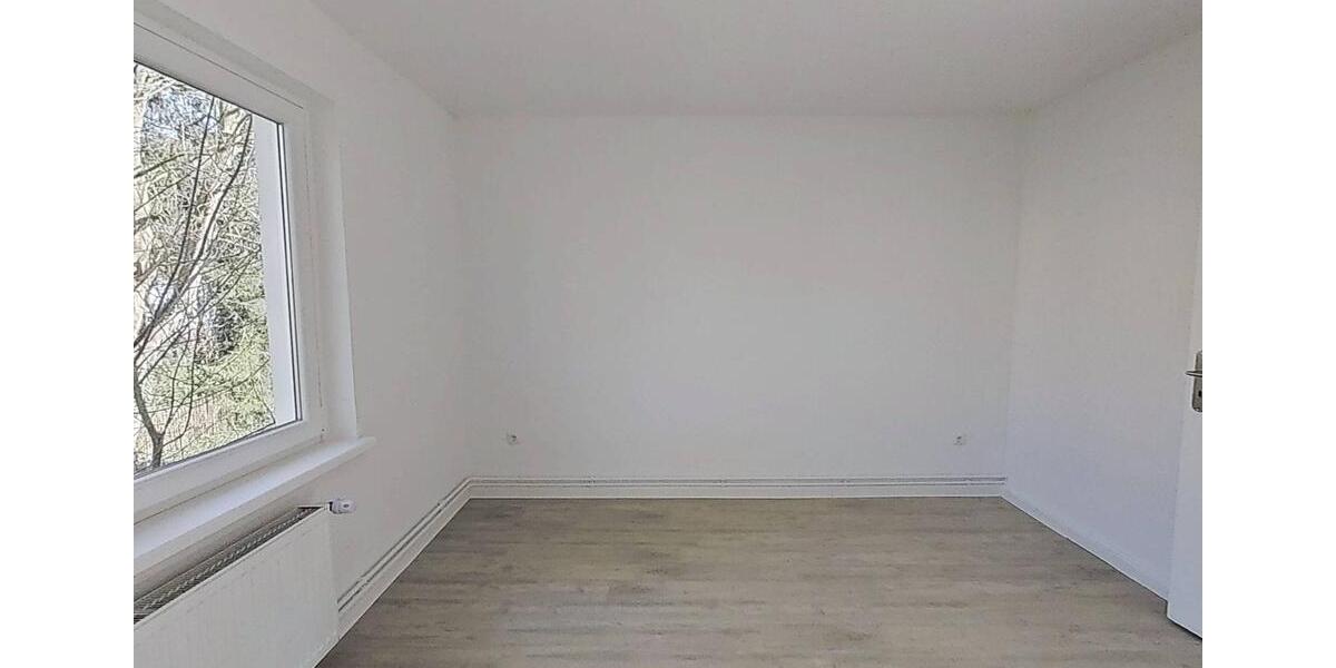 Etagenwohnung Nordenham - 2 Zimmer, 43 m&sup2;, 315&euro; | Angebot:25991150