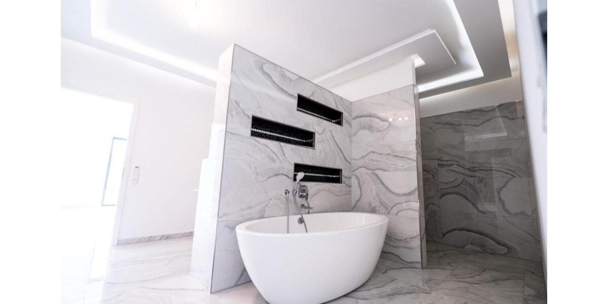 Provisionsfrei! Luxuriöses Einfamilienhaus, ruhig&zentral gelegen 7 zimmer