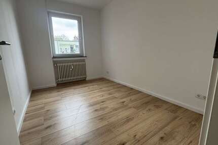 Wohnung zum Mieten in Wilhelmshaven 470 € 64 m² 3 zimmer