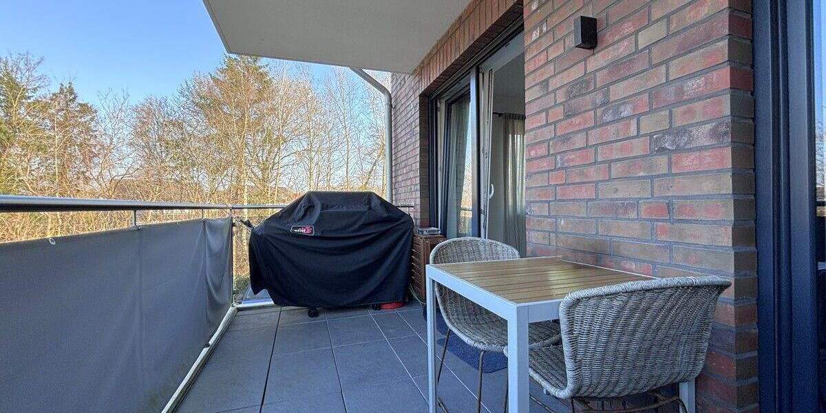 Etagenwohnung Bremerhaven Lehe - 3 Zimmer, 89 m&sup2;, 1.070&euro; | Angebot:26202085