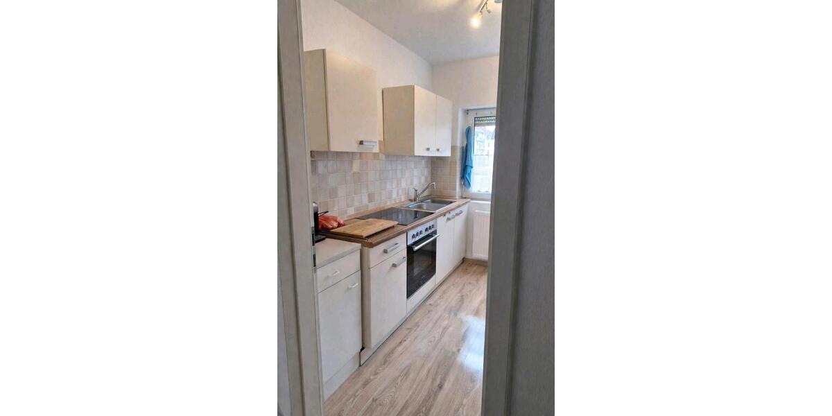 Hochparterre Bremerhaven Schiffdorferdamm - 3 Zimmer, 60 m&sup2;, 510&euro; | Angebot:25417399