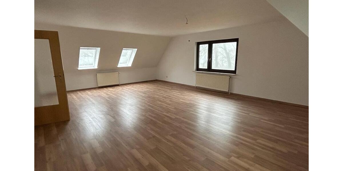 Etagenwohnung Geestland Bad Bederkesa - 4 Zimmer, 160 m&sup2;, 1.200&euro; | Angebot:26268019