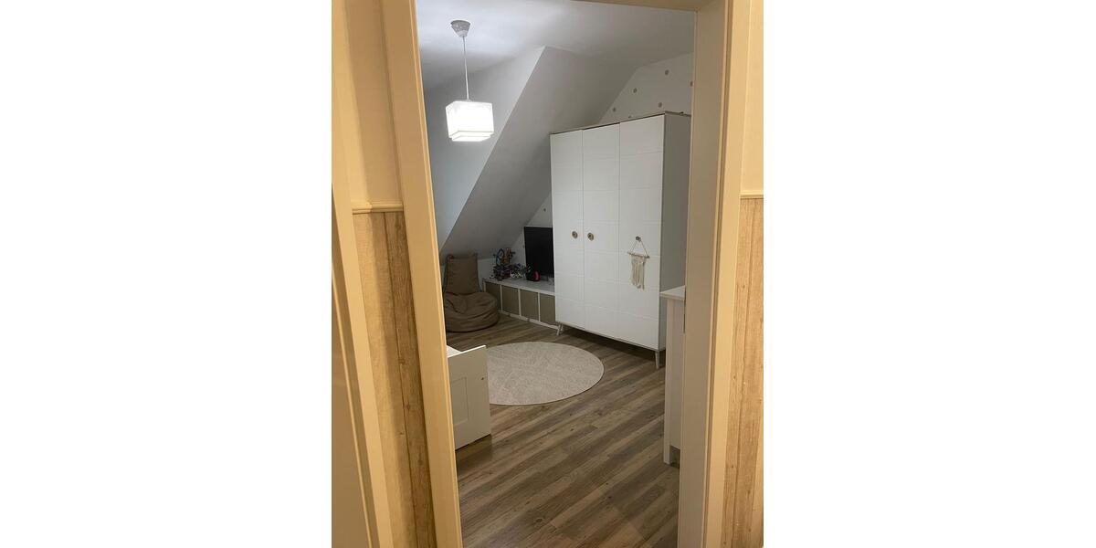 Dachgeschoßwohnung Bremerhaven - 4 Zimmer, 80 m&sup2;, 248.000&euro; | Angebot:27153425