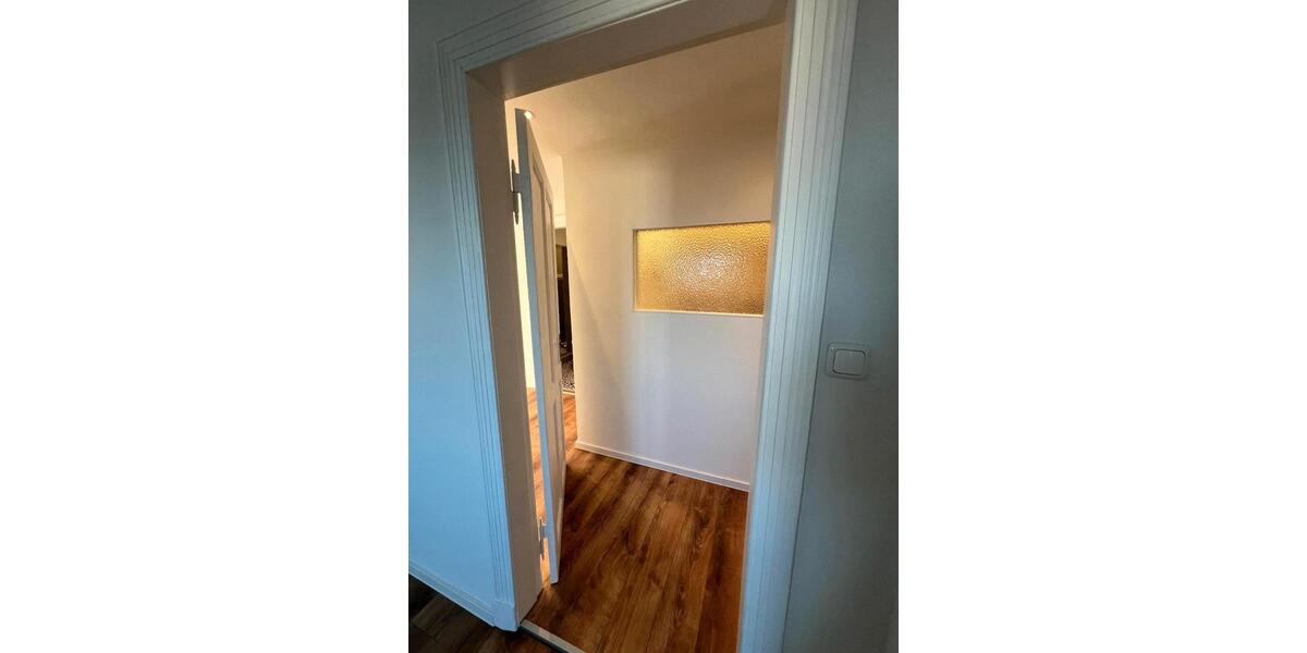 Etagenwohnung Wilhelmshaven Heppens - 4 Zimmer, 105 m&sup2;, 435&euro; | Angebot:25855656