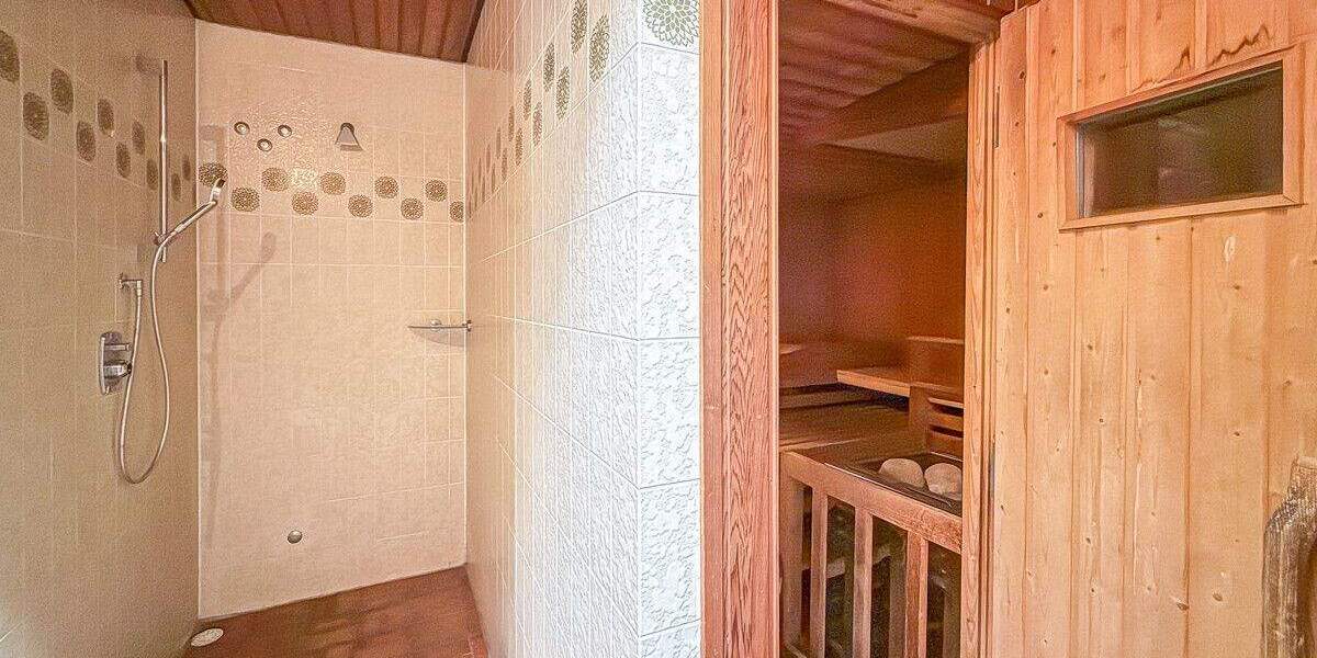 Einfamilienhaus Bremerhaven Lehe - 8 Zimmer, 258 m&sup2;, 399.000&euro; | Angebot:24967166