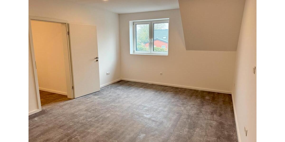 Dachgeschoßwohnung Loxstedt - 2.5 Zimmer, 94 m&sup2;, 1.025&euro; | Angebot:25434105
