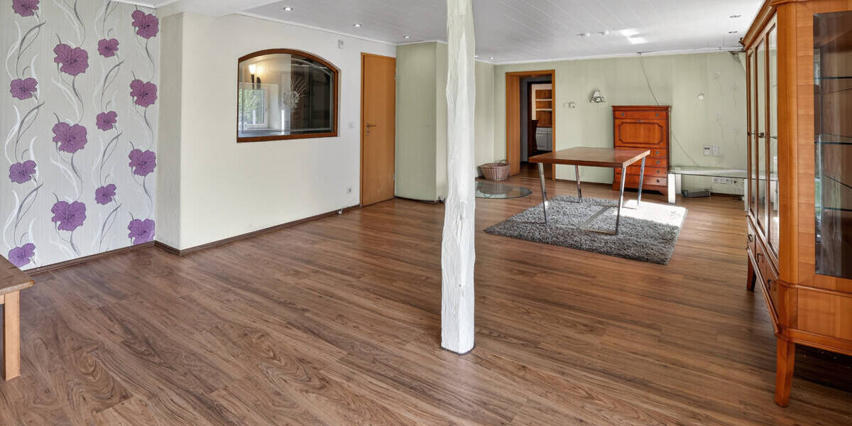 Einfamilienhaus Beverstedt - 7 Zimmer, 212 m&sup2;, 259.000&euro; | Angebot:26360156