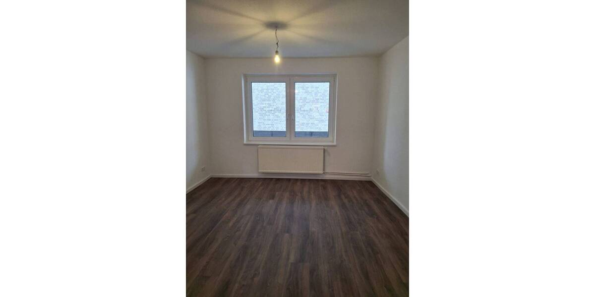Etagenwohnung Bremerhaven Geestemünde - 3 Zimmer, 72 m&sup2;, 600&euro; | Angebot:26672023