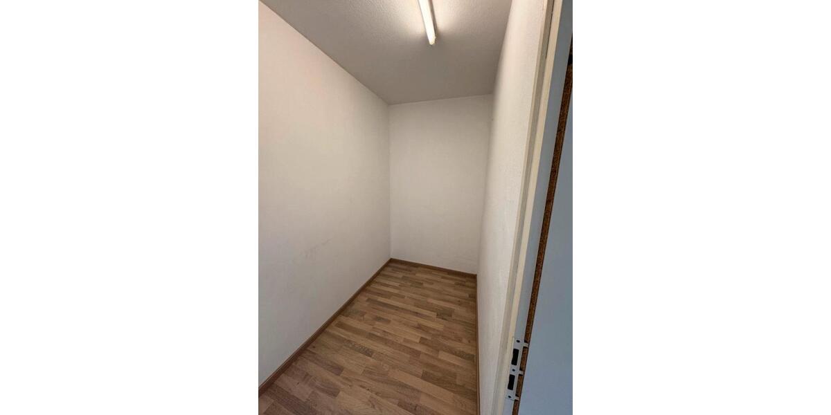 Reihenhaus Bremerhaven Leherheide - 3.5 Zimmer, 75 m&sup2;, 250.000&euro; | Angebot:27295387